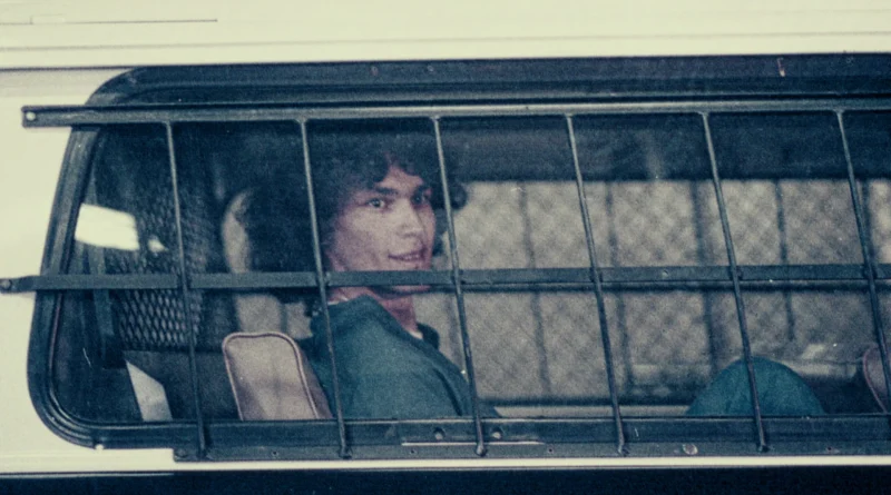 Richard Ramirez, noto serial killer Fonte: Netflix, “Manhunt” of Night Stalker: The Hunt for a Serial Killer