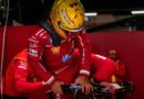 Lewis Hamilton e il richiamo del mito: il viaggio di un predestinato verso il rosso Ferrari 